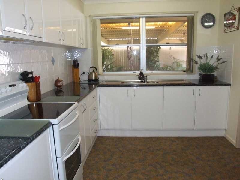 2/4 Myee Place, Port Macquarie NSW 2444