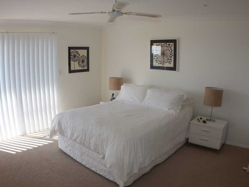 1/20A Regatta Crescent, Port Macquarie NSW 2444