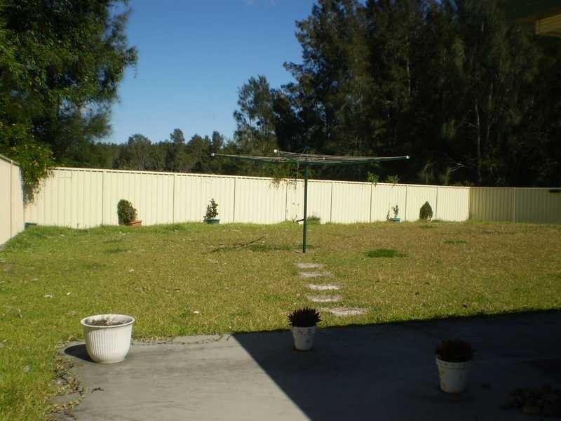 39 Explorers Way, Lake Cathie NSW 2445