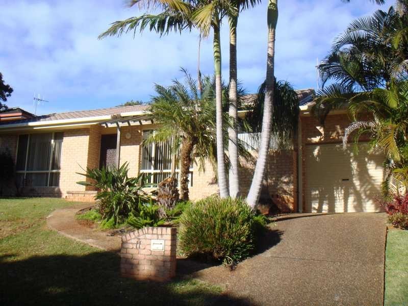 11 Wiruna Rd, Port Macquarie NSW 2444