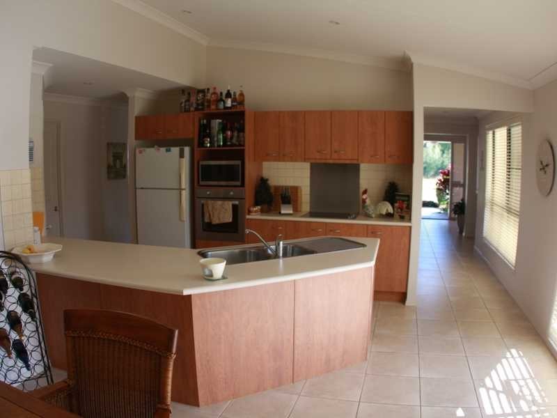 10 Tweed Place, Lake Cathie NSW 2445