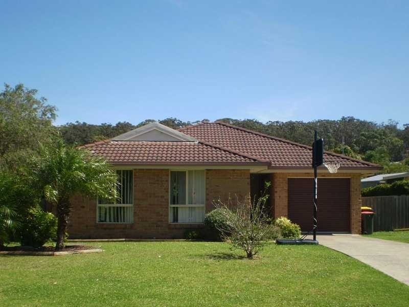 6 Fenn Close, Port Macquarie NSW 2444