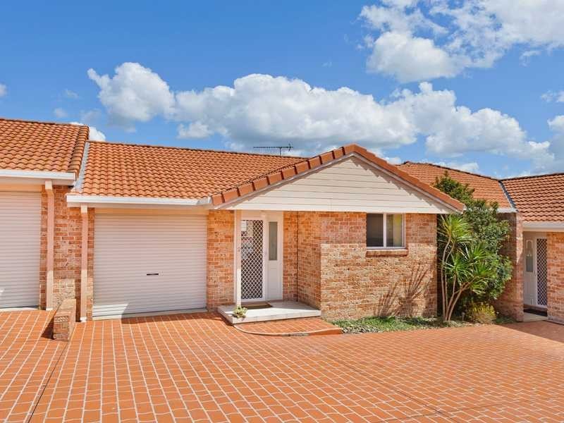 2/8 Merryman Way, Port Macquarie NSW 2444