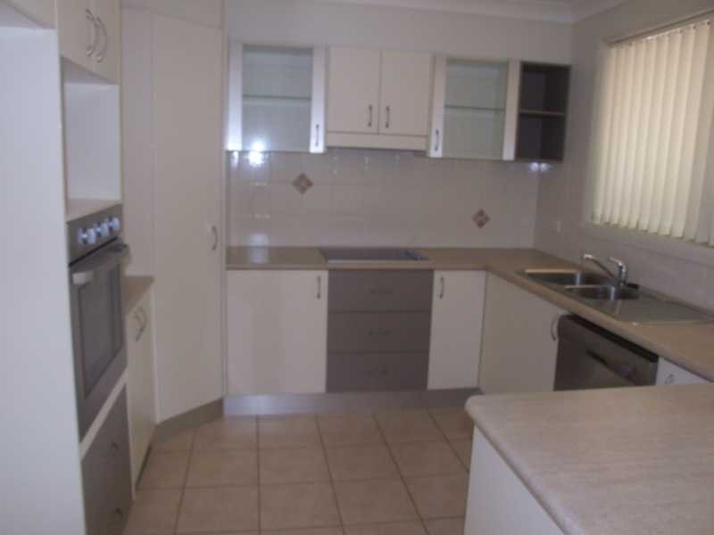 2/1 Sapphire Drive, Port Macquarie NSW 2444