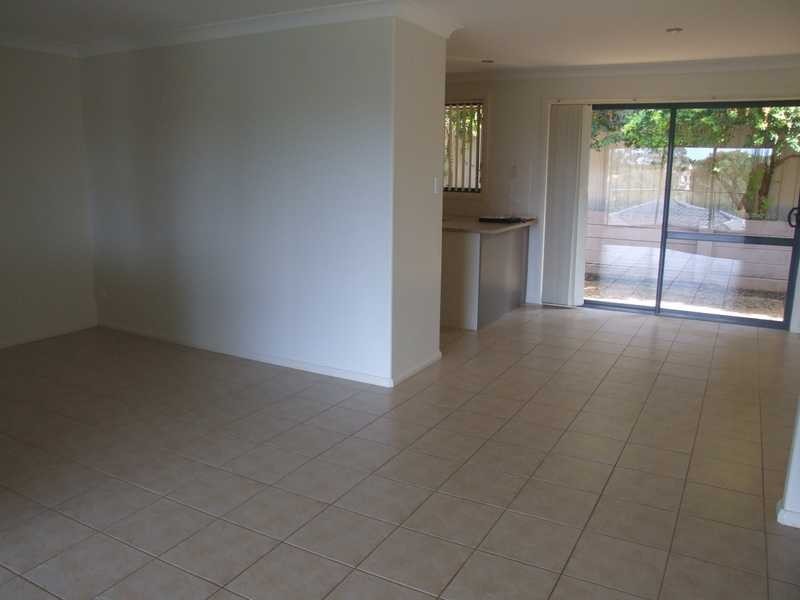 2/1 Sapphire Drive, Port Macquarie NSW 2444