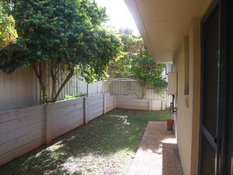 2/1 Sapphire Drive, Port Macquarie NSW 2444