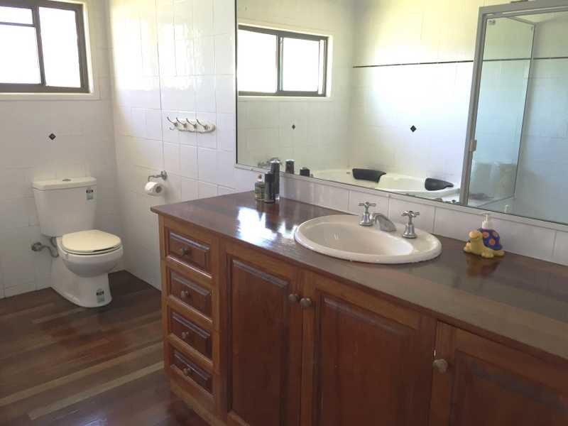48717 Bruce Highway, Benaraby QLD 4680