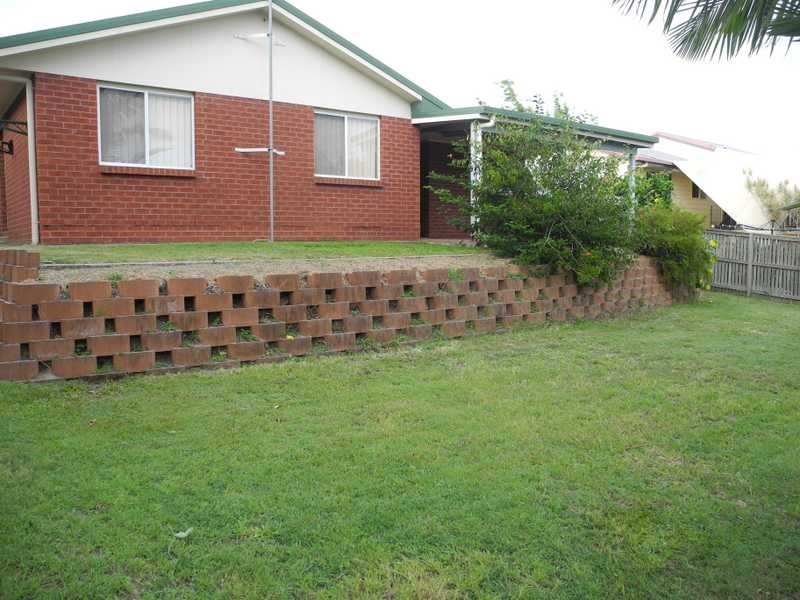 5 Wattora Close, Boyne Island QLD 4680