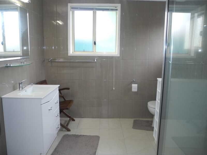 21 Bellemere Court, Boyne Island QLD 4680