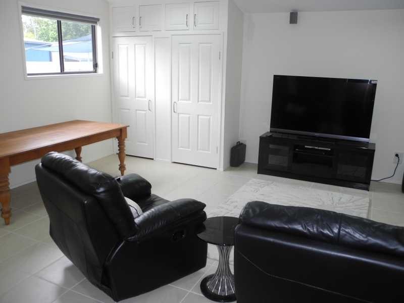 21 Bellemere Court, Boyne Island QLD 4680