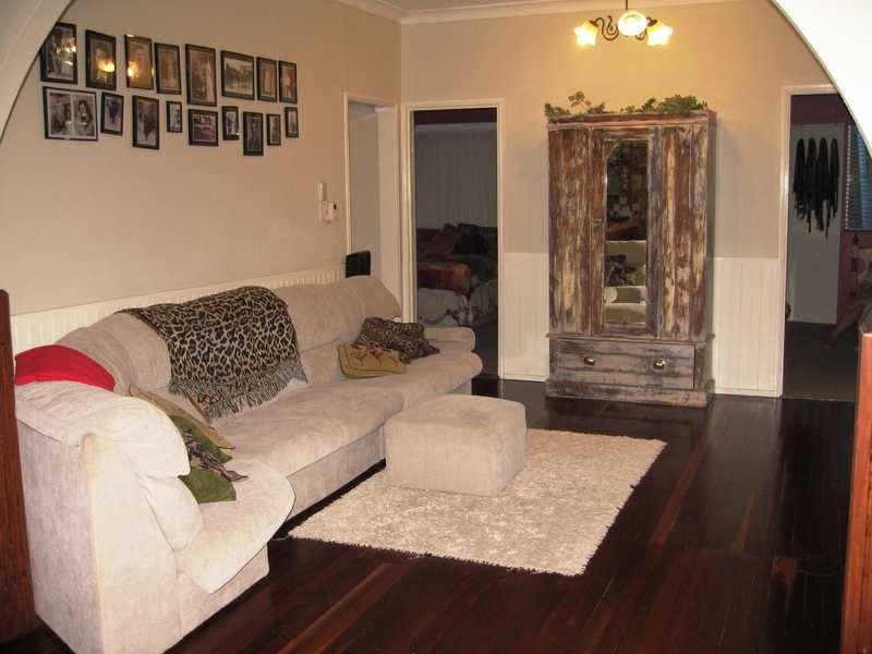 25 Findling Road, Boyne Island QLD 4680