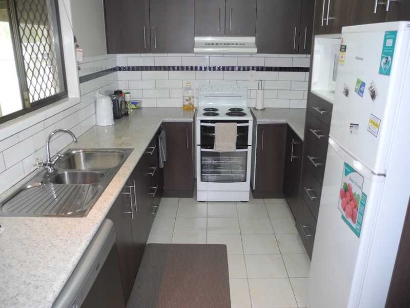 14 Hoskyn Court, Clinton QLD 4680