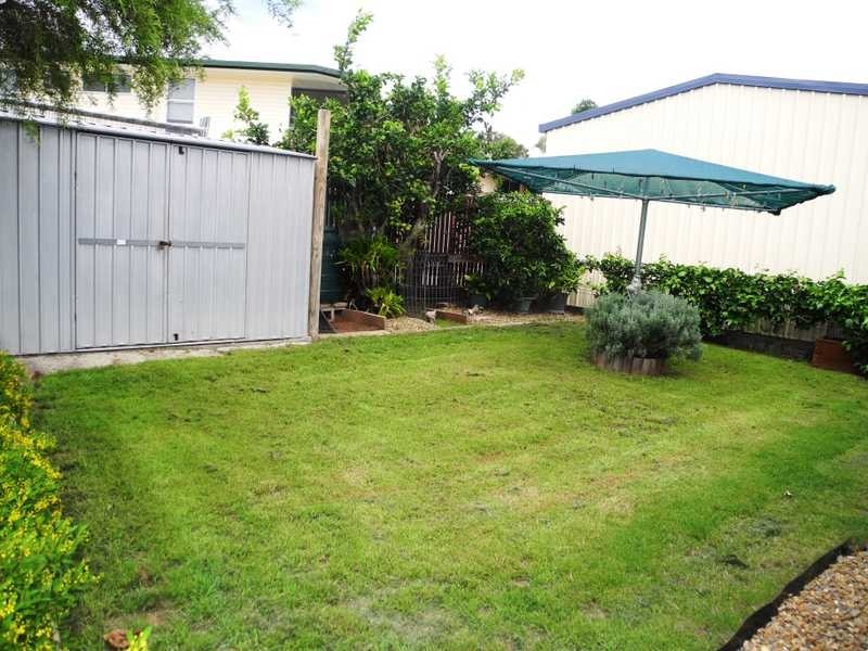 1/27 Alkina Crescent, Boyne Island QLD 4680