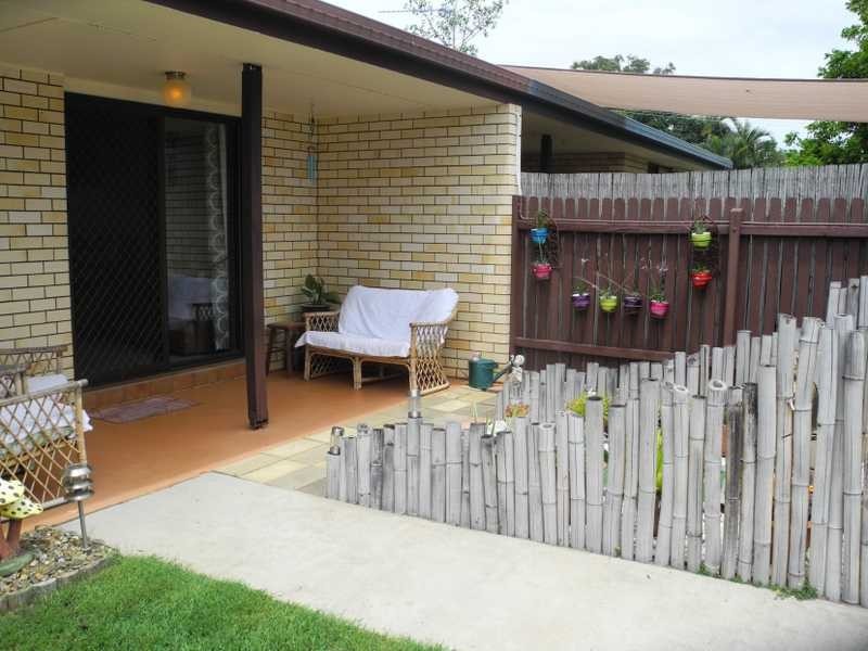 1/27 Alkina Crescent, Boyne Island QLD 4680