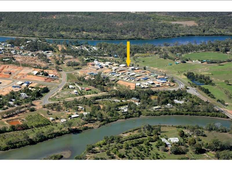 40 Golf View Drive, Boyne Island QLD 4680