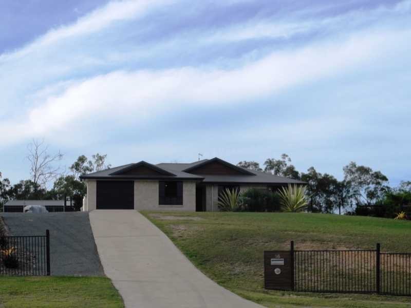16 Hennie Drive, Benaraby QLD 4680