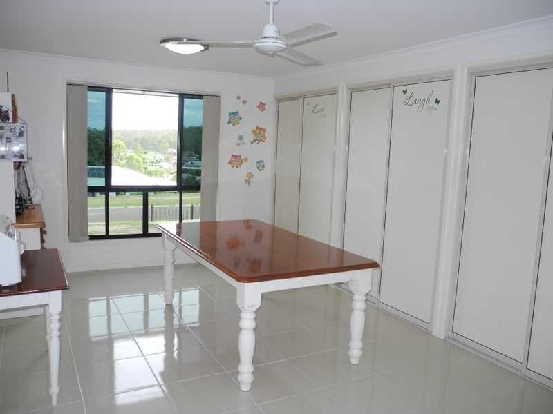 16 Hennie Drive, Benaraby QLD 4680