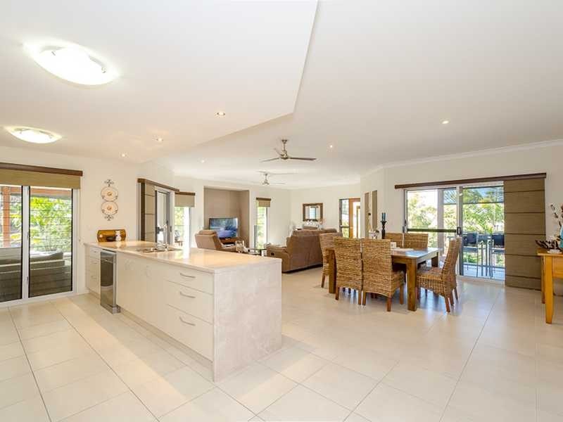 7 Caitlin Court, Boyne Island QLD 4680