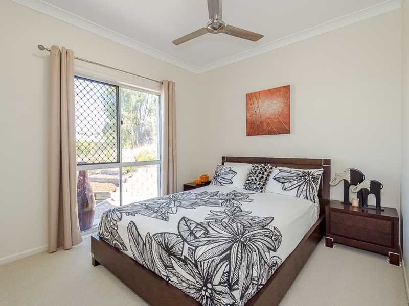 7 Caitlin Court, Boyne Island QLD 4680