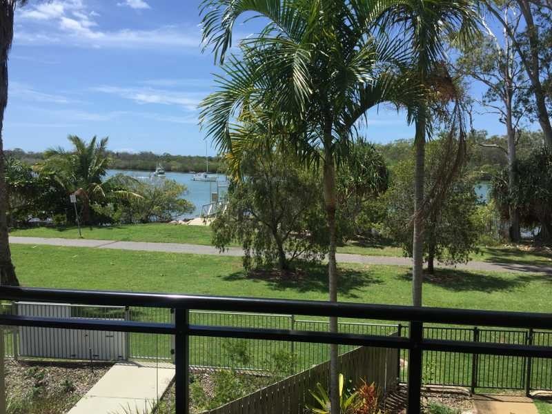 Unit/4/8a Wyndham Avenue, Boyne Island QLD 4680