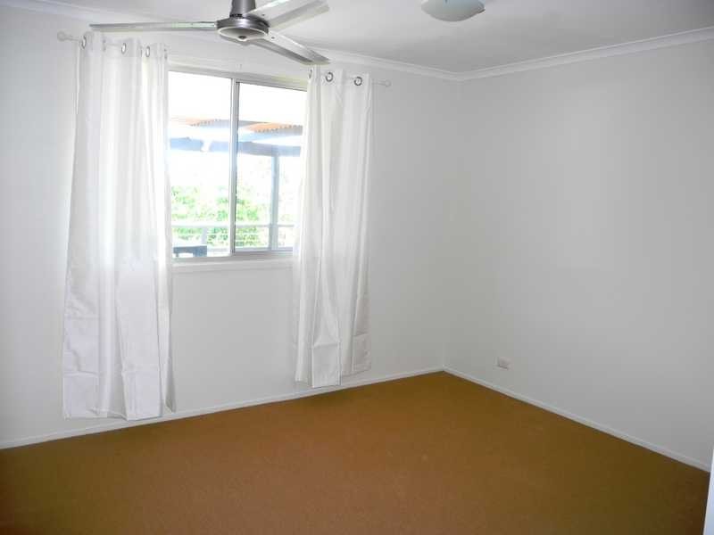 28 Sayre Crescent, Boyne Island QLD 4680