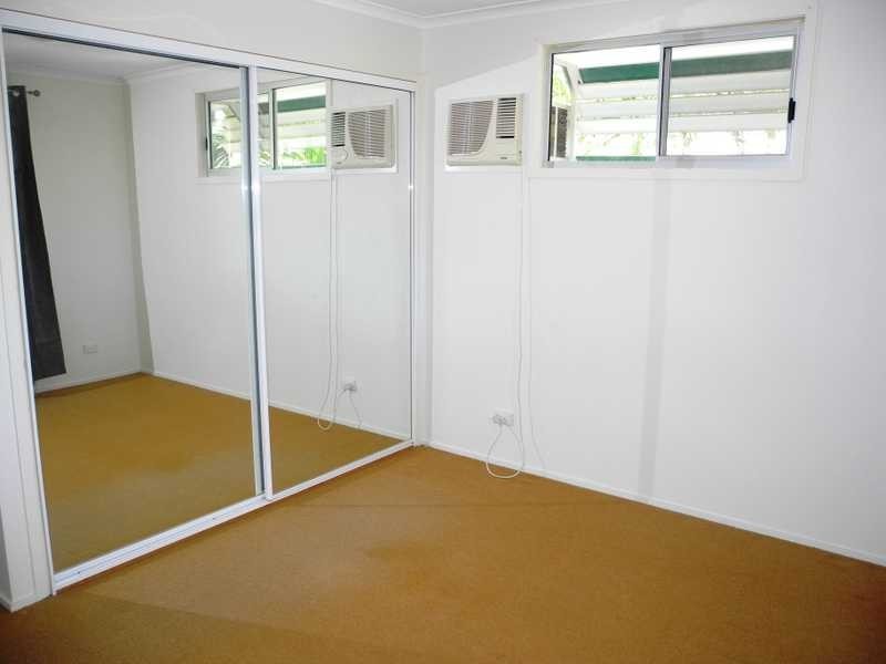 28 Sayre Crescent, Boyne Island QLD 4680