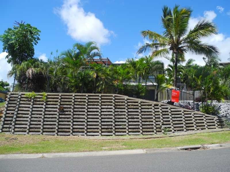 28 Sayre Crescent, Boyne Island QLD 4680