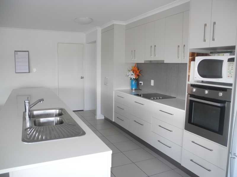 3 Hoddinott Close, Tannum Sands QLD 4680