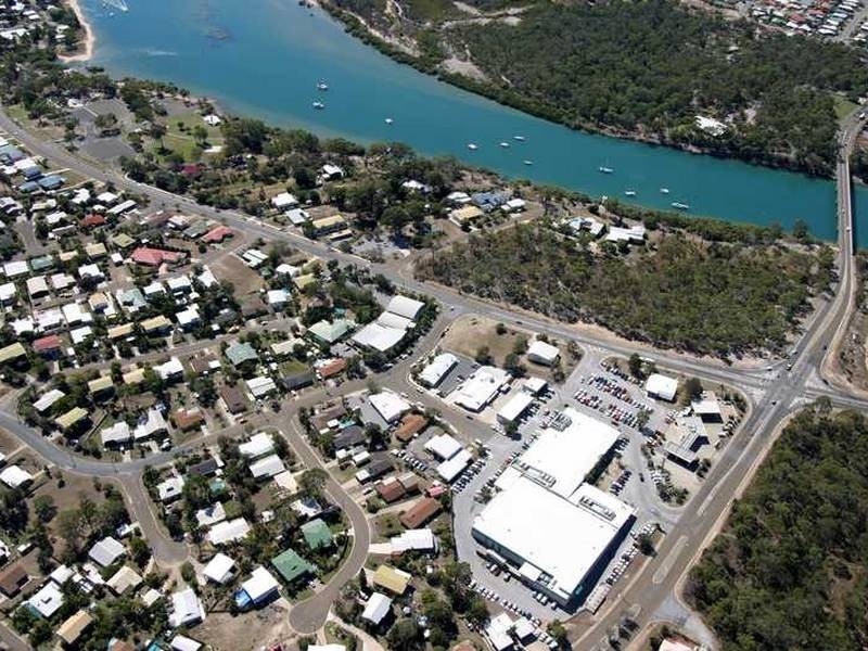 Unit 10/8 A Wyndham Avenue, Boyne Island QLD 4680