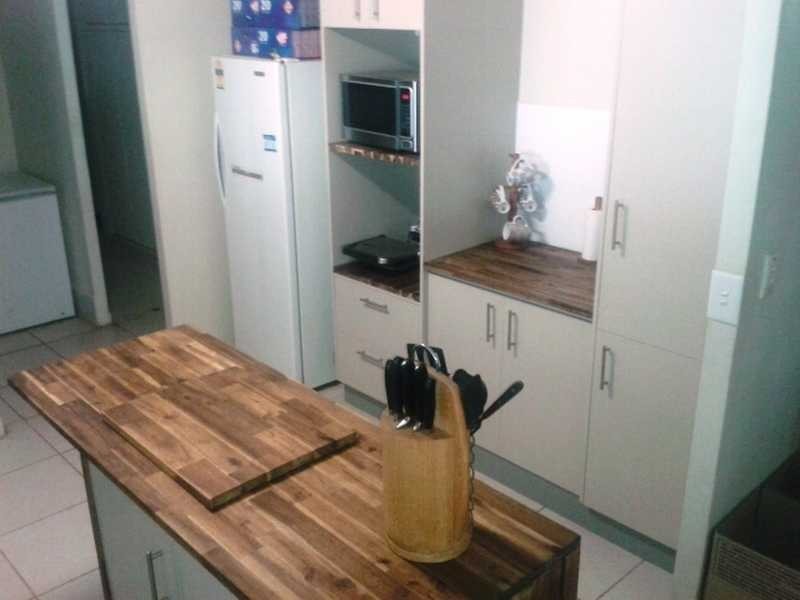 25 Martin Street, Bororen QLD 4678