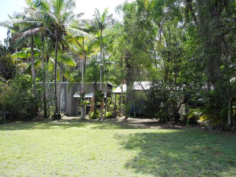 196 Bells Road, Rodds Bay QLD 4678
