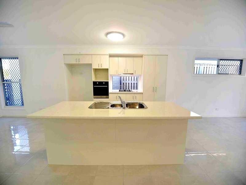 27 Marloo Drive, Tannum Sands QLD 4680