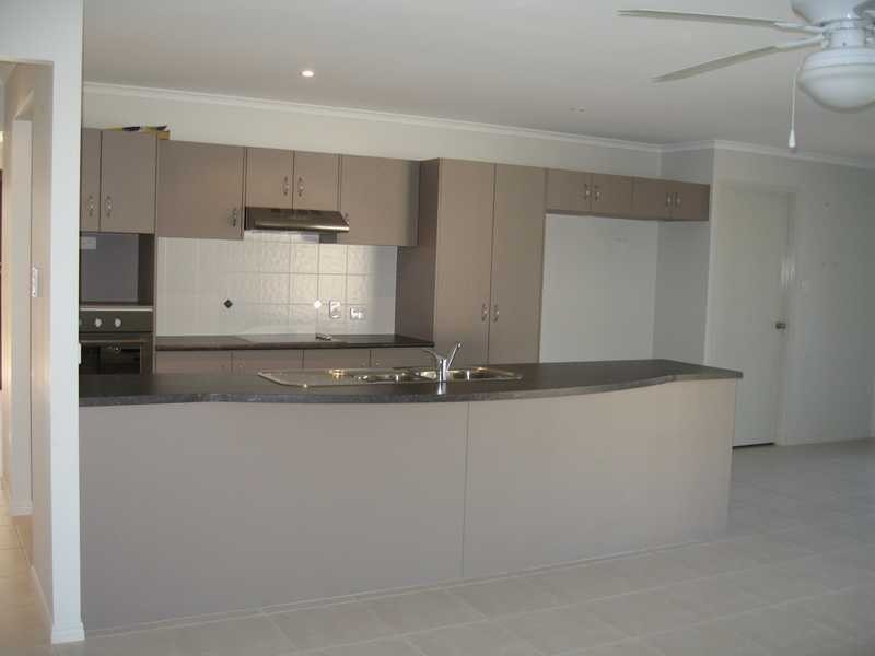 18 Ronald Crescent, Benaraby QLD 4680