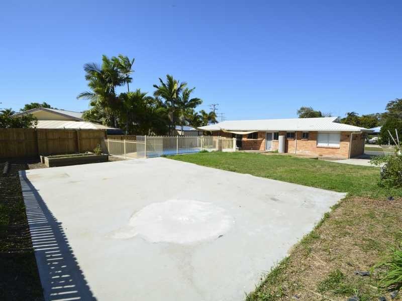 42 Katandra Street, Boyne Island QLD 4680