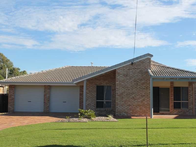 25 The Oaks Road, Tannum Sands QLD 4680