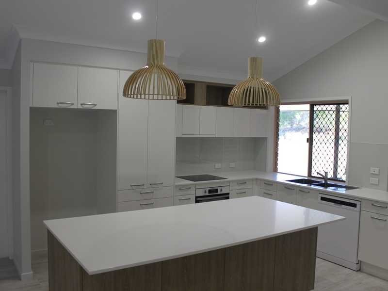 25 The Oaks Road, Tannum Sands QLD 4680