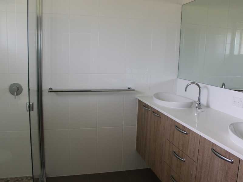 25 The Oaks Road, Tannum Sands QLD 4680