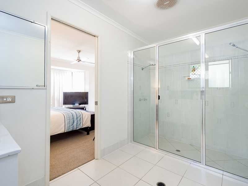 4 Golden Avenue, Tannum Sands QLD 4680