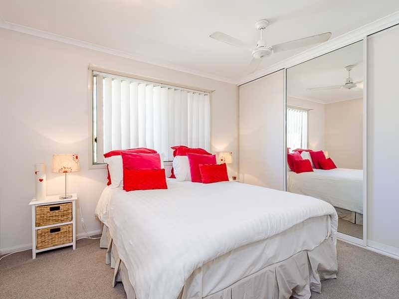4 Golden Avenue, Tannum Sands QLD 4680