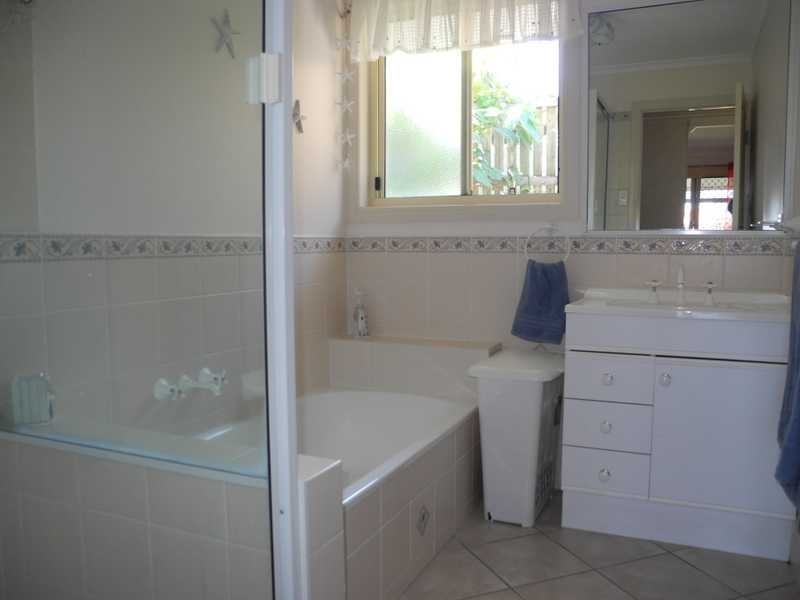 5 Ridge Close, Tannum Sands QLD 4680