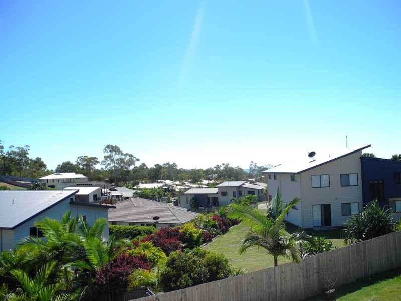 25 Lighthouse Drive, Boyne Island QLD 4680