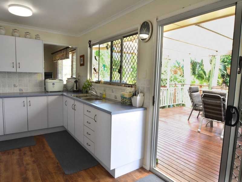 7 Andrew Court, Boyne Island QLD 4680