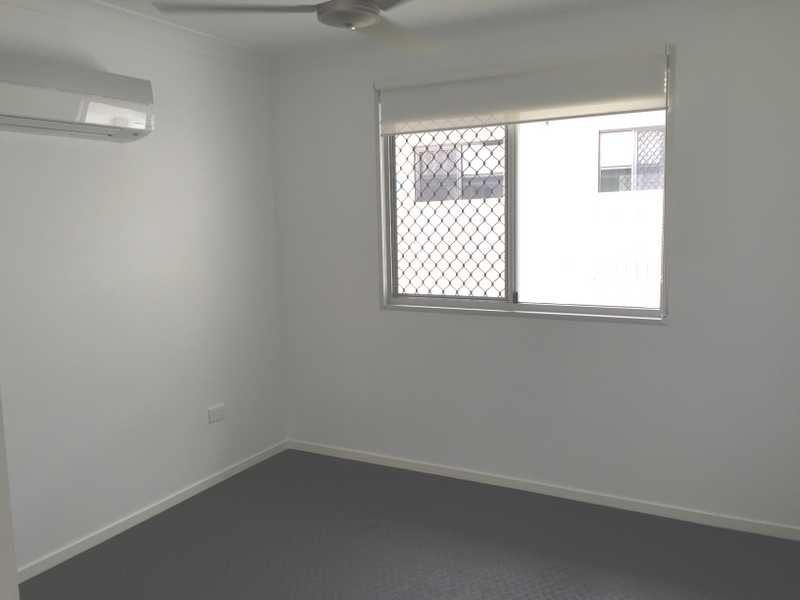 1 Wanda Drive, Boyne Island QLD 4680