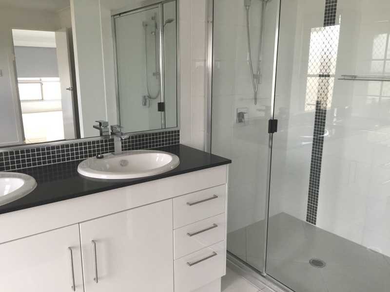 1 Wanda Drive, Boyne Island QLD 4680