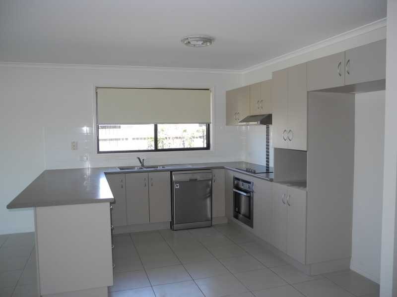 32 Surita Court, Boyne Island QLD 4680