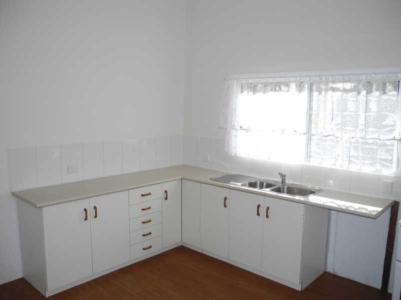 15 Wadeleigh Street, Bororen QLD 4678