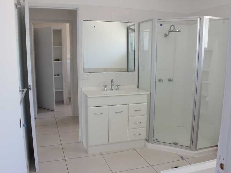 9 Keating Street, Tannum Sands QLD 4680