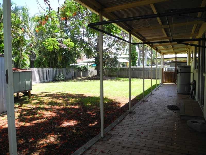 6 Alexander Street, Boyne Island QLD 4680
