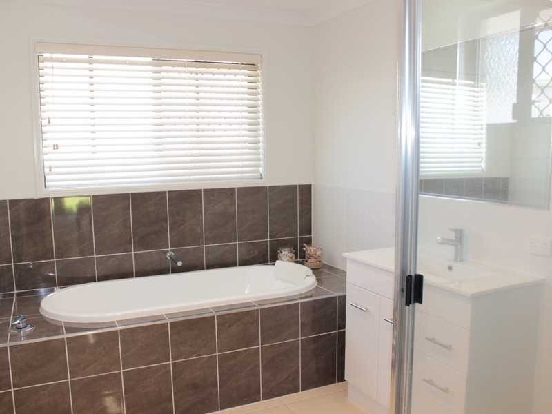 47 Pryde Street, Tannum Sands QLD 4680