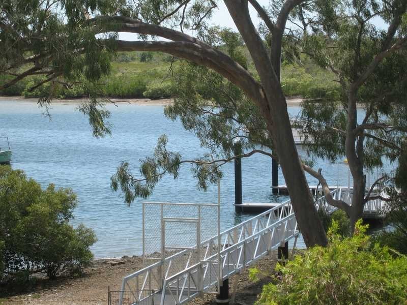 Unit 12/8a Wyndham Avenue, Boyne Island QLD 4680